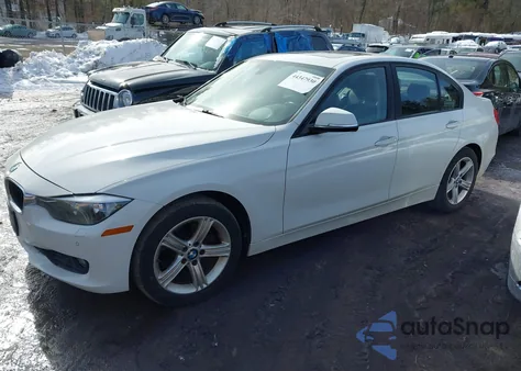2013 BMW 328I xDrive z USA, uszkodzony, nr VIN WBA3B5C55DF593060